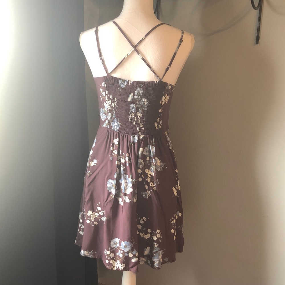 NWT Garage Mulberry Floral Dress - Picture 4 of 5